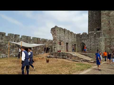 Festa medieval. Entrada do Castelo de Santa Maria da Feira