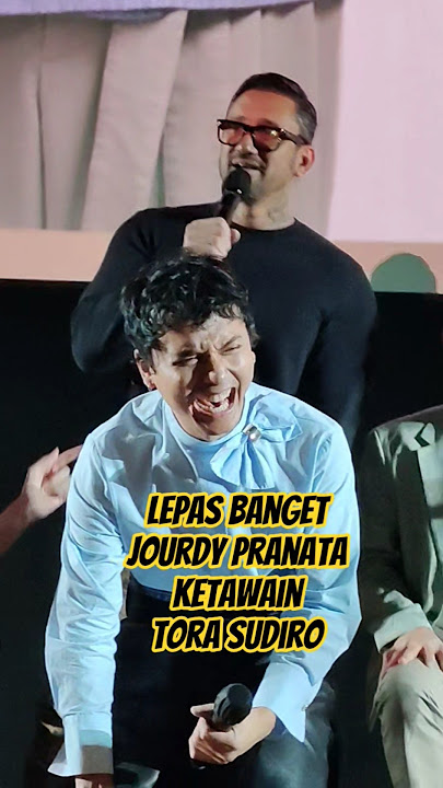 So funny! When #torasudiro answered out of context. #jourdypranata laughed so hard!
