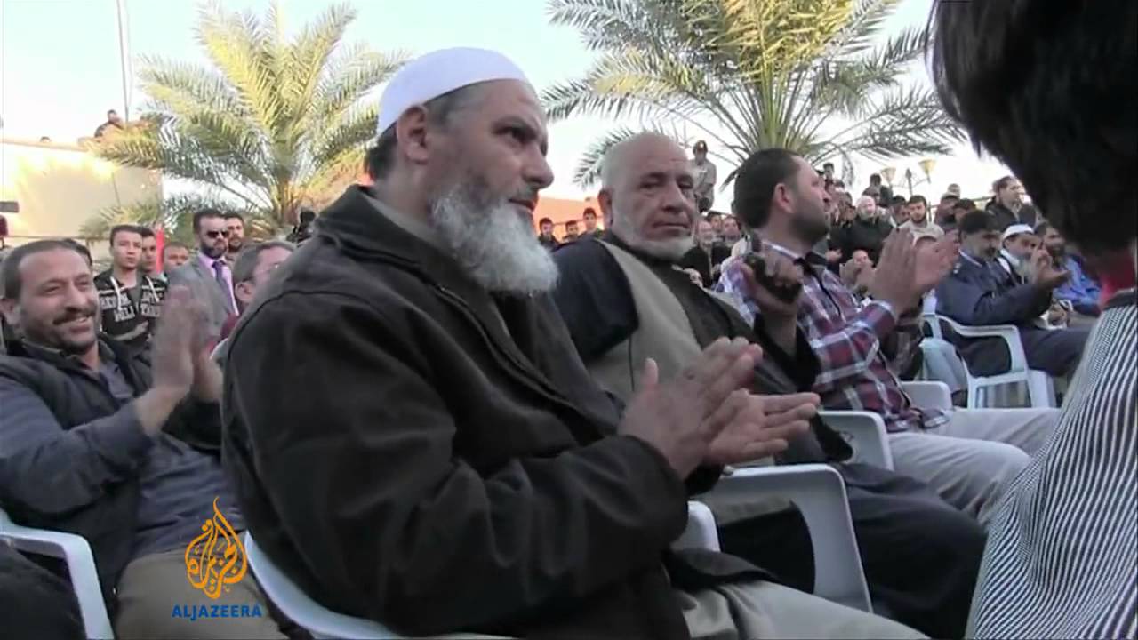 ليبيون يجددون الضغط على الميليشيات لإخلاء المنطقة