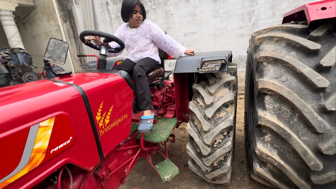 Driver Chori ka tractor 
