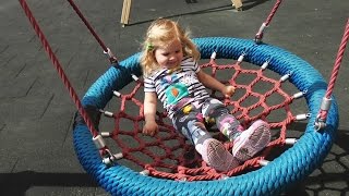Vlog Играем на Детской Площадке Children's play yard for kids