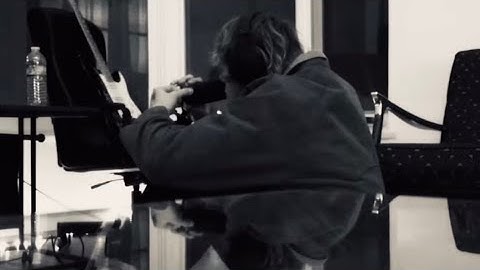 The Kid LAROI. (Same Old Shit) Studio Session