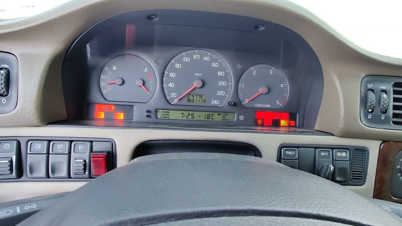 Old Volvo 2.5 TDI cold start -18°C