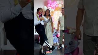 ¡Lo hizo modelar… y salió modo SHOW! 😂🤡 #shorts #youtubeshorts #pasarela #payaso #chiclayo