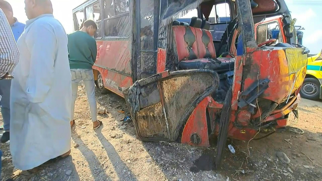 Accidente de bus en Egipto deja 20 muertos | AFP - YouTube
