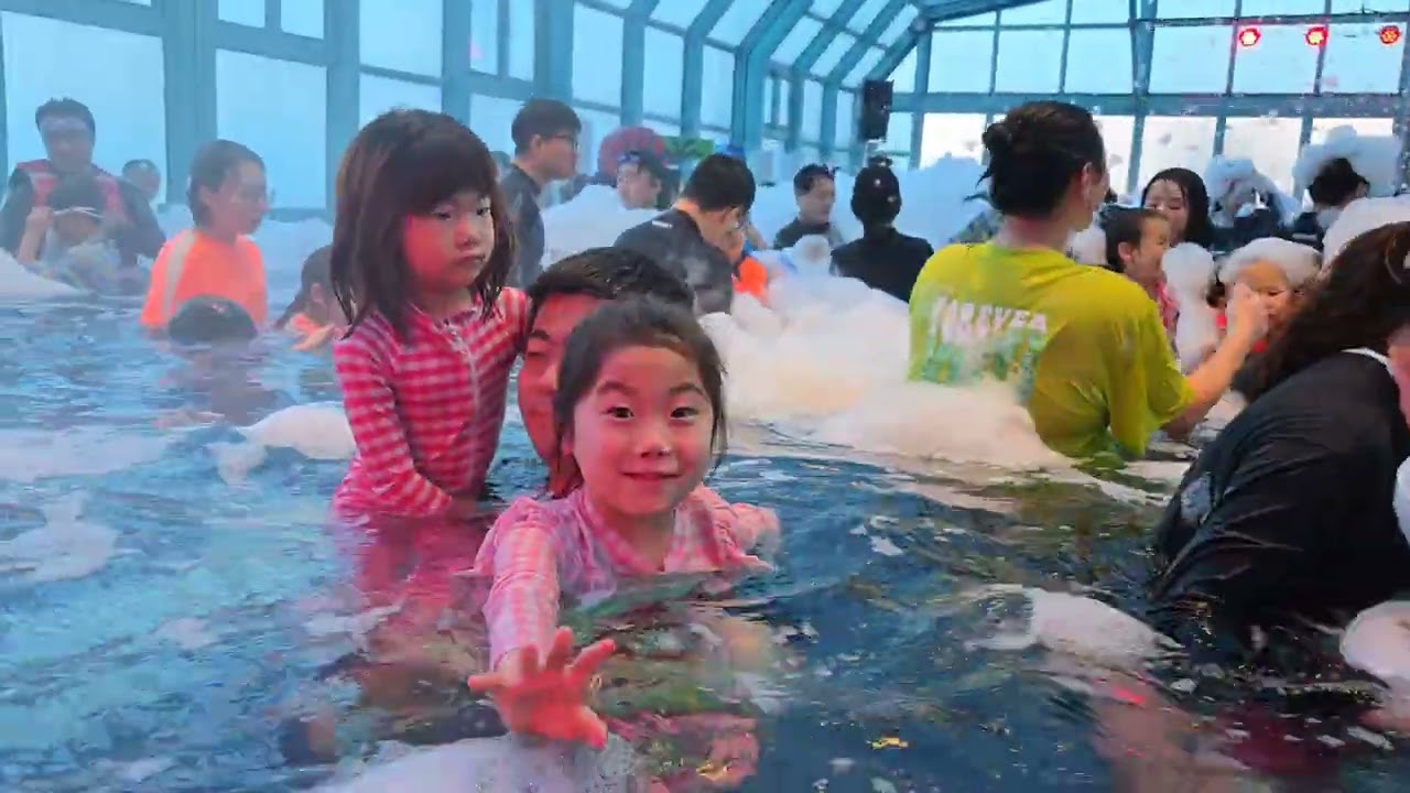 비니리니 연말 강릉여행 2탄 🎄  세인트존스호텔수영장 경포동해횟집