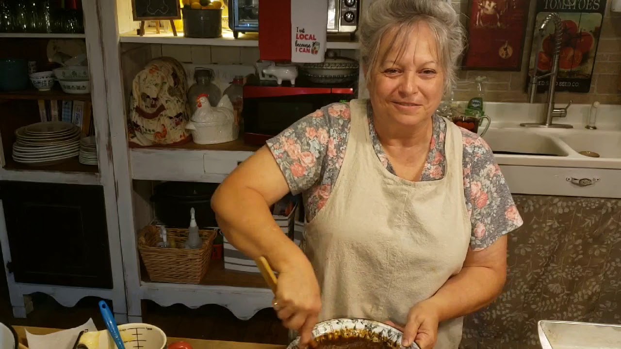 Old Fashioned Traditional molasses Gingerbread cake - YouTube