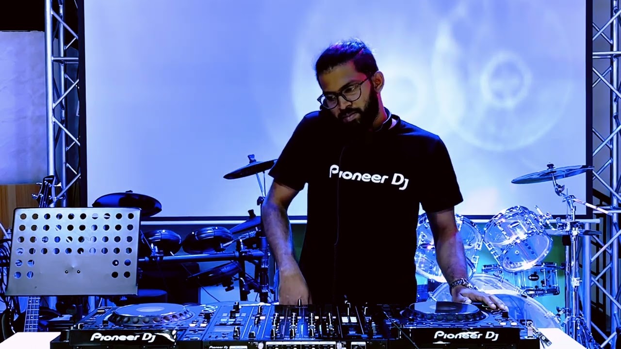 Summer Sampler 2023 Mini Mix (Mixed by Border Control)  [Progressive House]