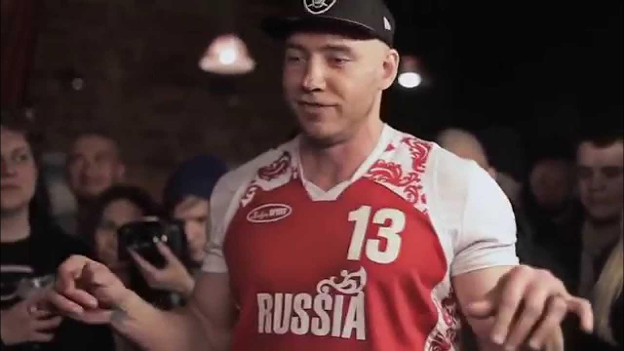 Драго версус. Драго фото версус. Драго версус. Drago vs. Drago цвет настроения красный.