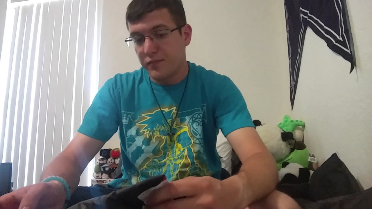 Loot Wear April 2017 - Investigate Unbagging