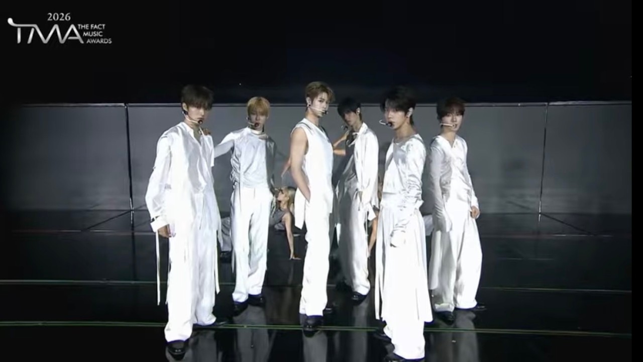 CLOSE YOUR EYES (클로스 유어 아이스) | Intro + Open Your Eyes +
