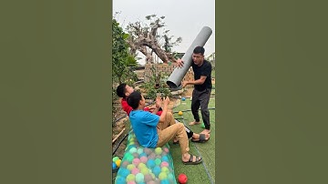 Collecting Screams… and a Shocking Twist! 😱🤣 | Shorts#USA #AmericanHumor