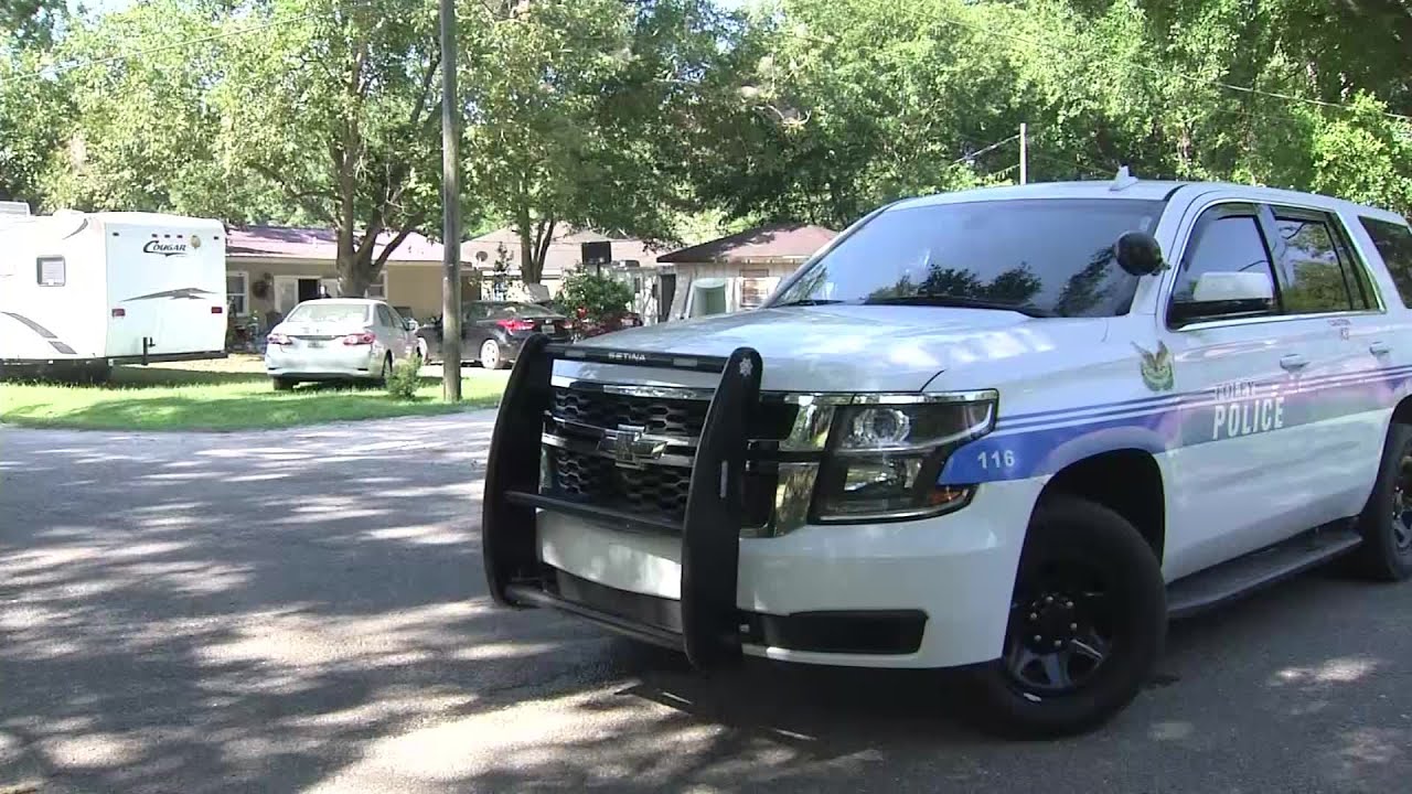 Three arrested in Foley drug raid