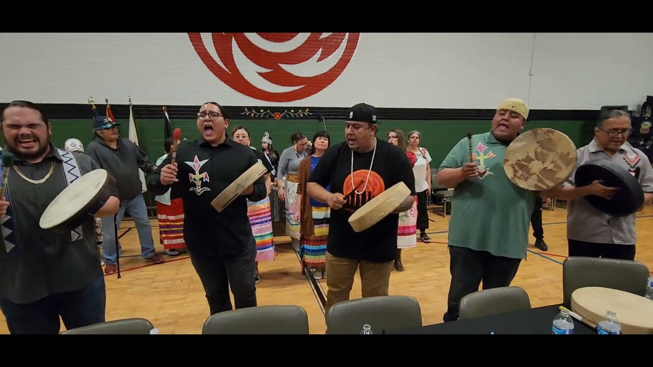 Redwing Thomas @ American Indian Center of Chicago Round Dance 2023
