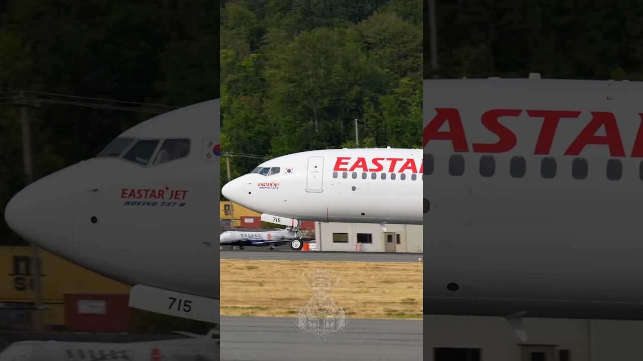 Eastar Jet 737 MAX 8 takeoff from Boeing Field