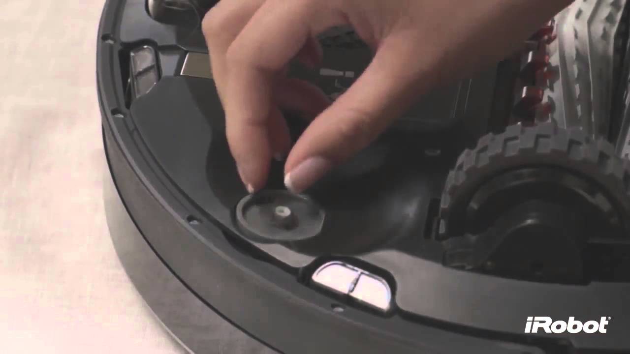 iRobot Roomba 800 seriesHow to clean the side brush YouTube