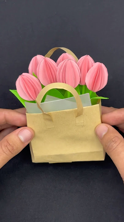 Tulipanes de papel 🌷 qué otra cosita les gustaría que hiciera? 🥰❤️❤️❤️