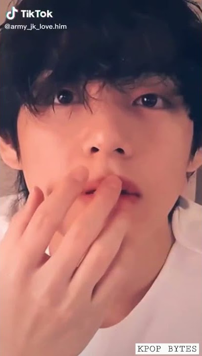 🐯BTS TAEHYUNG's epic reactions 😎#bts #btsarmy #jimin #v #tae #jin #suga #rm #jhope #taehyung #shorts