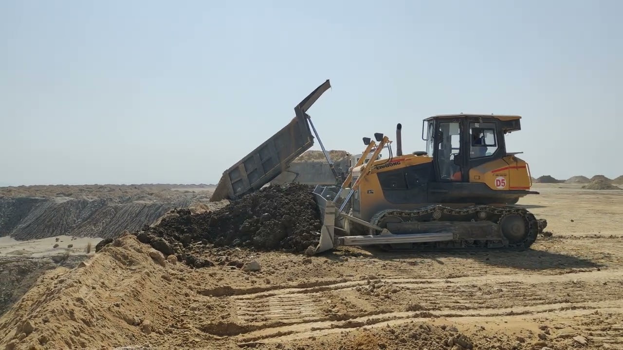 Liugong LD20D Wirking #Dozer #mining machine #coal mines #Dump #dozing #liugong
