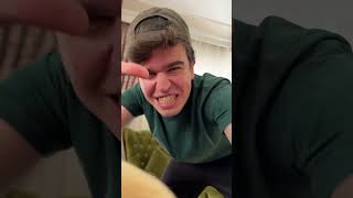 Biz Öyle Anlaşıyoruz Onunla..