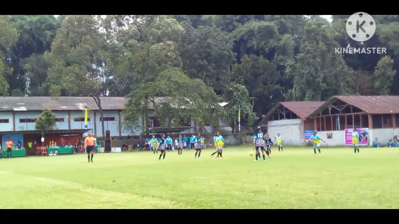 Girls Football smp