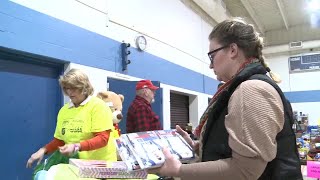 Toys For Tots distribution brings a little more Christmas spirit to area families