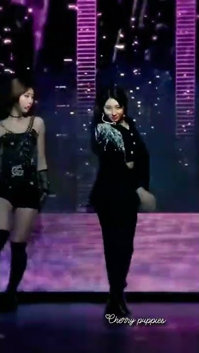chaeyeon and chaeryeong 😎♥️#chaeyeon  #chareyoung
