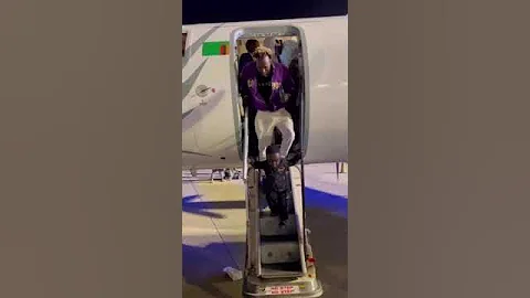 Watch Y Celeb & Super Kena landing at the airport