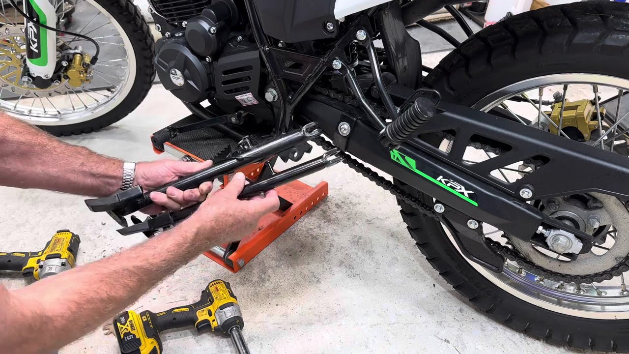 Finally!! A perfect kickstand replacement for the Lifan KPX 250 #adventure #dualsport #lifan