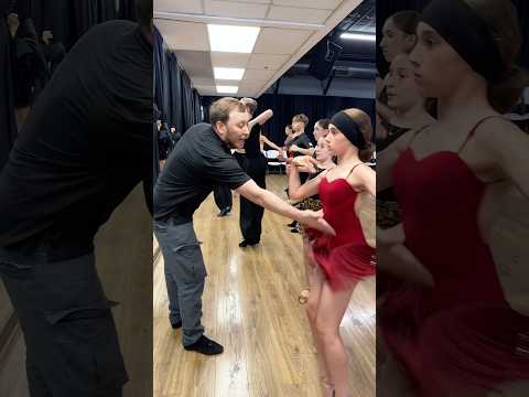 He knows what he’s doing 💪🏻🔥🔥🔥⭐️ #gotvolga #dance #dancemoves #ballroomdance #profesionaldancer