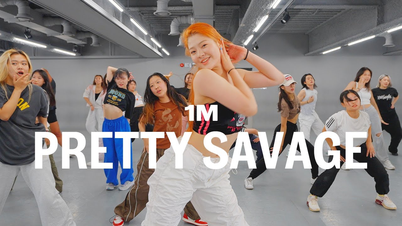 Pretty High Class Singer BLACKPINK - Pretty Savage / Learner's Class - YouTube