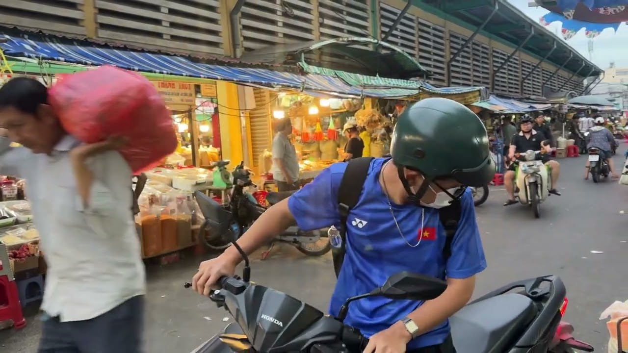 ngày 22 tháng 11, 2025