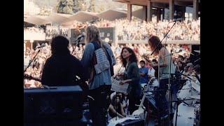 I'll set you free.  Lowen & Navarro with Susanna Hoffs. 1989 screenshot 5