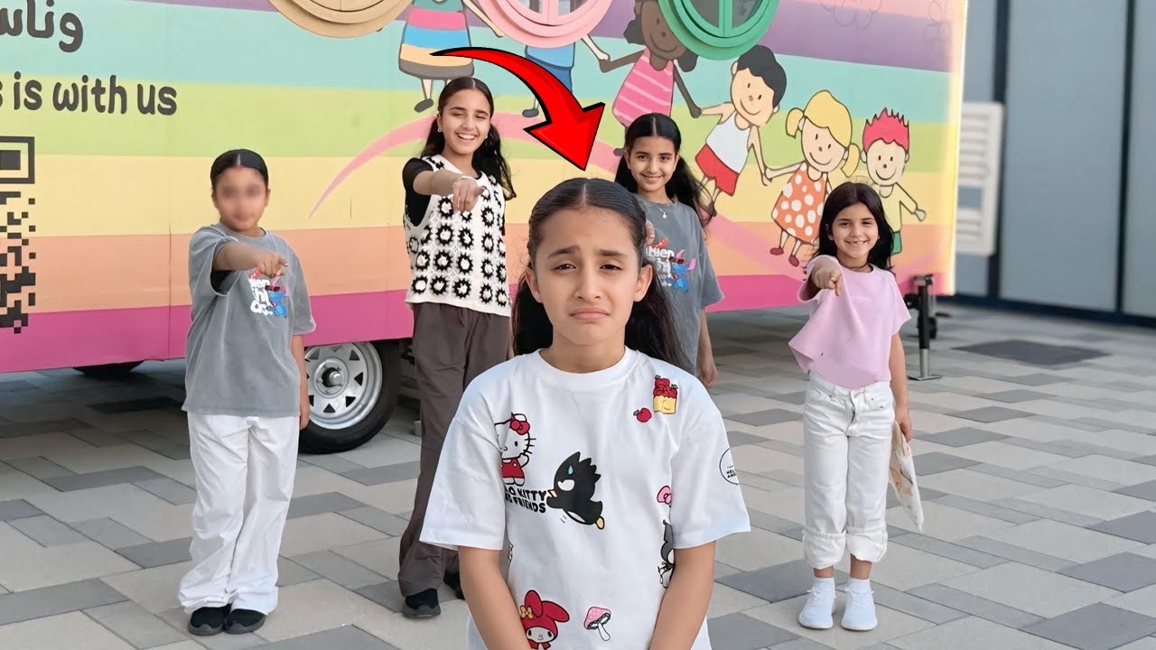 Они не хотят, чтобы их сестра праздновала с ними! 😭 Разыграли Хаю! Она плакала! Чат моих девочек