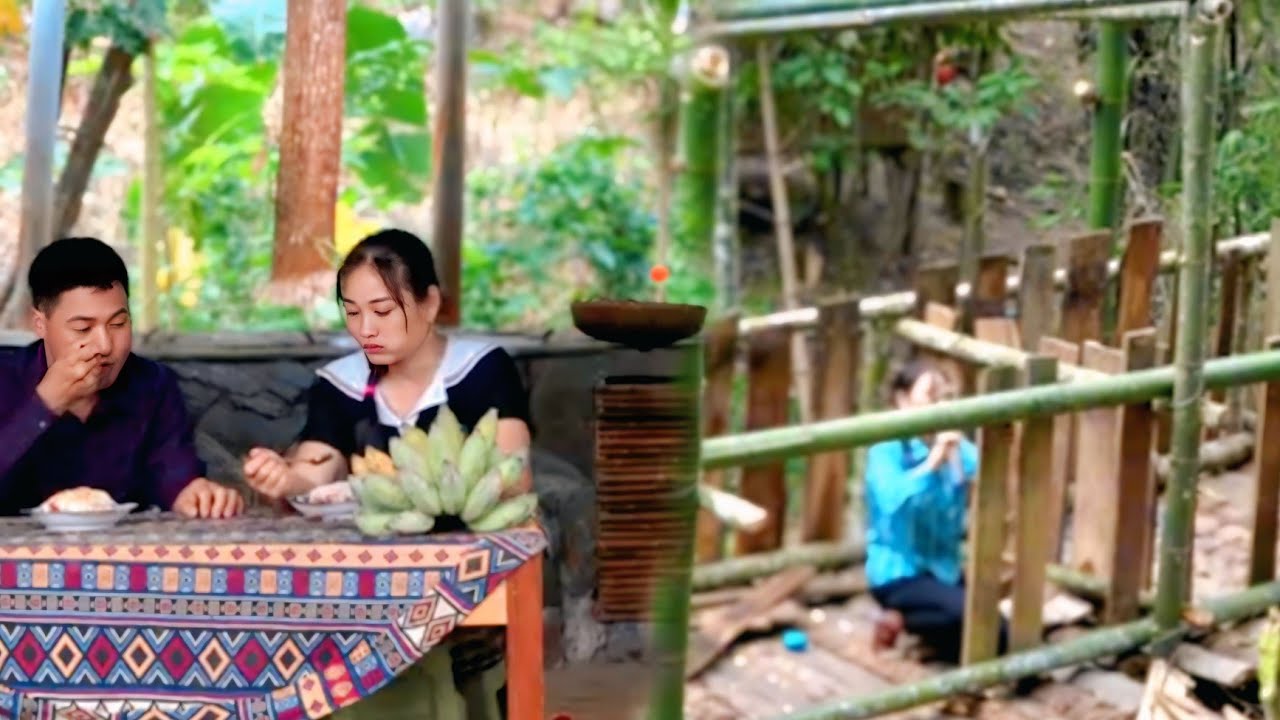 An Faced Daughter’s School Debt Alone - After day Tan’s Hug, Flowers & Toy for Vy Changed Everything