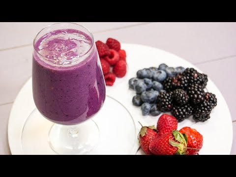 Smoothie cu fructe de pădure