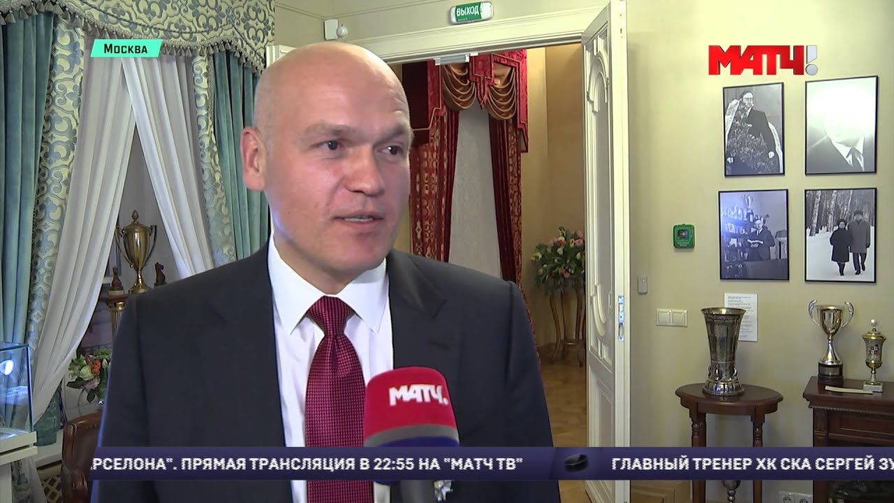 Основатель фонда Art Russe Андрей Филатов награждается орденом Почетного Легиона. Сюжет Матч ТВ