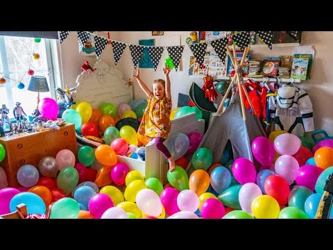 Filled The ENTIRE Room With Balloons!