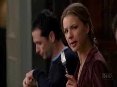 Download Brothers & Sisters 1x17 Dinner Scene Part1