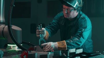 Introducing SmoothTool - The no-code cobot welding solution for Universal Robots (Short edit)