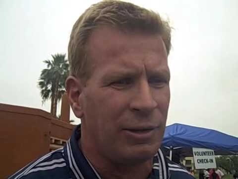 Catching up with Mike Stoops at The University of Arizona Alumni Scholarship Golf Classic.