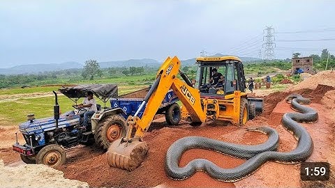 JCB 3dx Backhoe loading Mud in Sonalika Di RxR 50 tractors and powertrack Euro 47