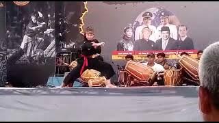 Ibing gajah putih Puput puspitasari