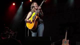 Crystal Bowersox (Melissa Etheridge Cruise 2016)