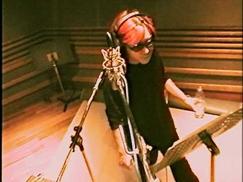 hide in studio
