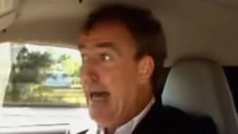 Jeremy Clarkson freaks out over a speaking Japanes...