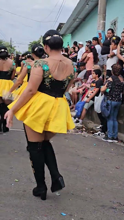 INU'S BAND #Cachiporristas #dance #baile #bellezalatina