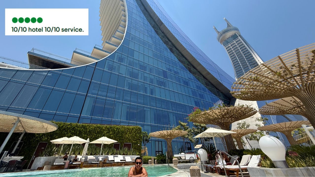 Inside Fairmont Doha Qatar’s Gold Luxury 5 Star Hotel