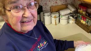 How to make divinity using the Grandma Bernie method