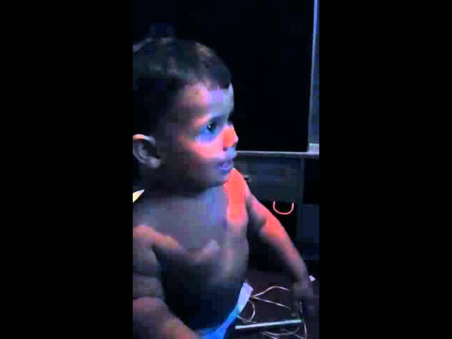 KAUAN CANTANDO GALINHA PINTADINHA